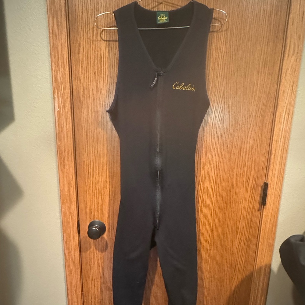 Men’s Cabela Polartec zip up bodysuit